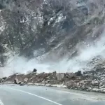 Çayeli’nde Heyelan: Köy Yolu Kapandı