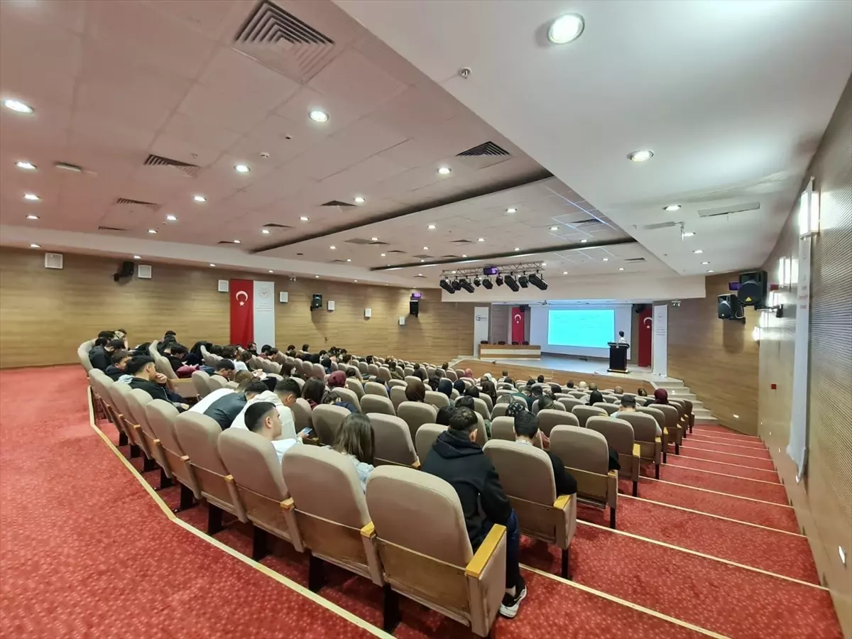 Çorum’da rahim ağzı kanseri ve HPV aşıları konusunda farkındalık eğitimi düzenlendi