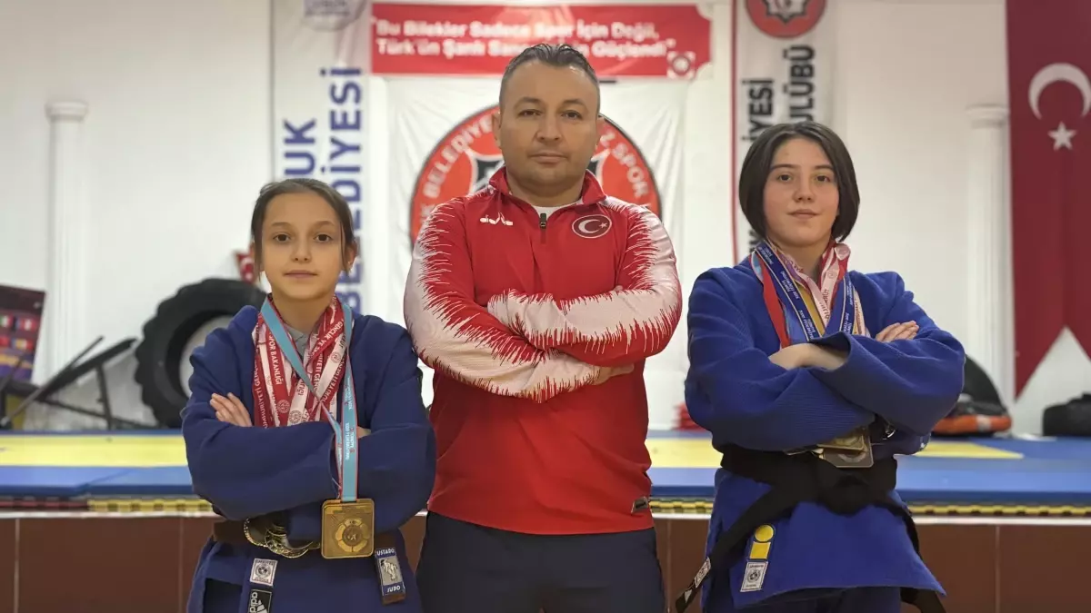 Darka Kardeşler’den Çifte Şampiyonluk