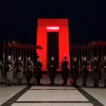 Deprem Şehitleri İçin Saygı Duruşu