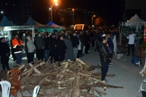 Depremde Kaybedilenler İçin Anma