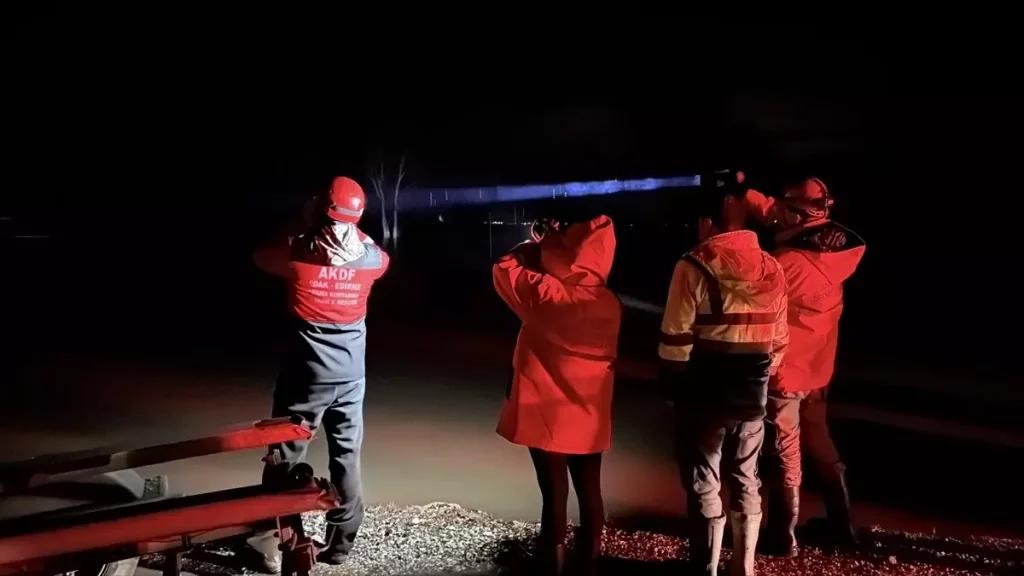 Edirne’de Taşkın: 2 İşçi Kurtarıldı