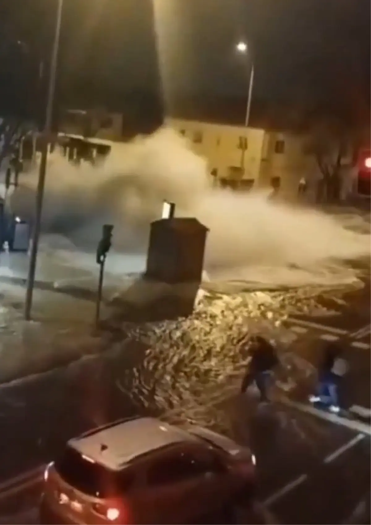 Endülüs’te Şiddetli Yağışlar Devam Ediyor