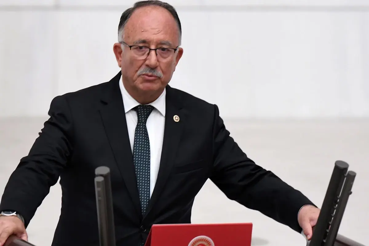 Epstein’in Dostu Barrack’ın Sınır Dışı Edilmesi Gerektiğini Açıkladı