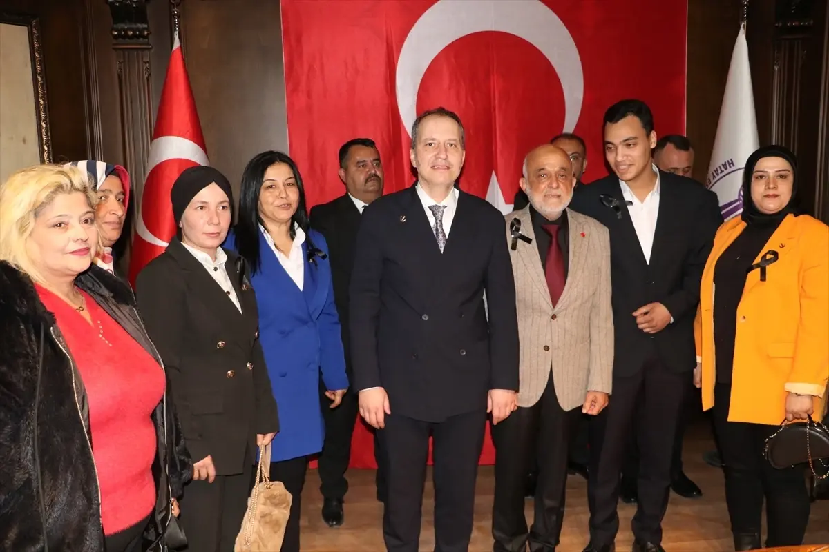 Erbakan Hatay’da Depremzedelere Destek Verdi