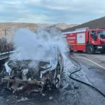 Fatsa’da Seyir Halindeki Otomobil Yandı