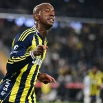 Fenerbahçe ikinci yarıda yıldızlarıyla geri döndü
