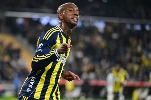 Fenerbahçe ikinci yarıda yıldızlarıyla geri döndü