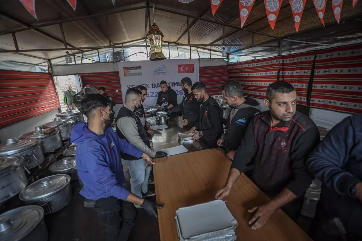 Gazze’de Hayır Mutfağı Açıldı