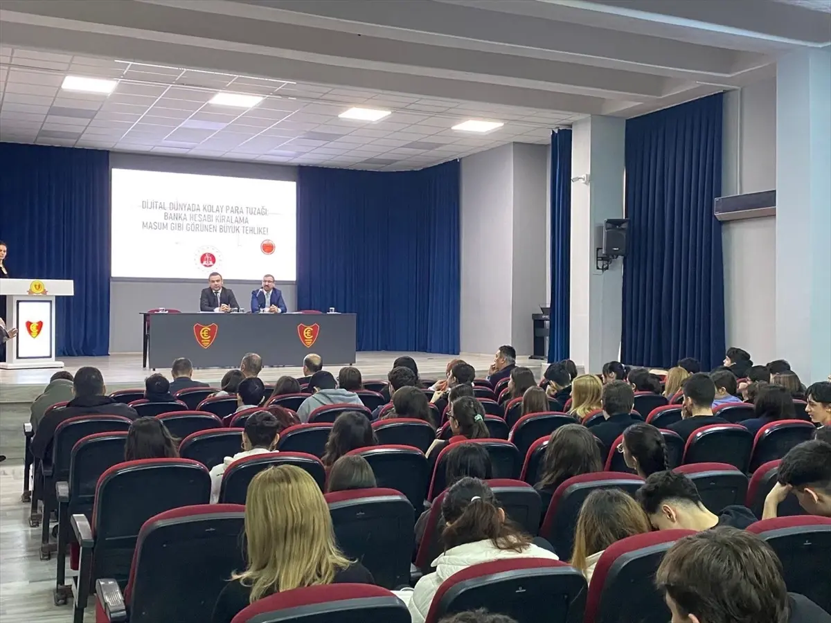 Gençler için Dijital Dolandırıcılık Farkındalığı