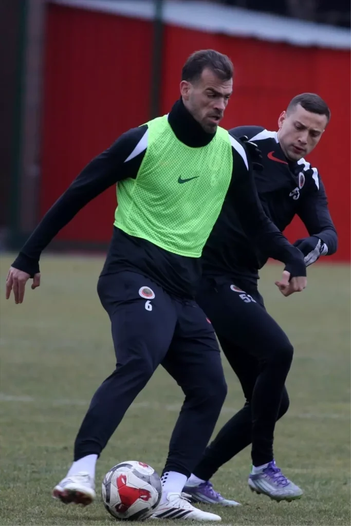 Gençlerbirliği Fenerbahçe’ye Hazırlanıyor