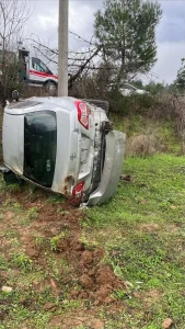 Gölpazarı’nda Otomobil Devrildi, Sürücü Yaralandı