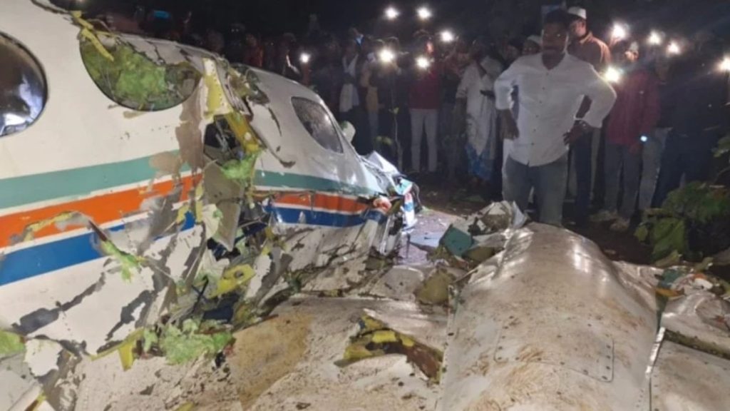 Hindistan’da uçak kazası: 7 ölü