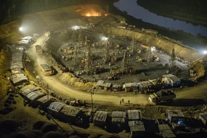 Hindistan’da yasadışı kömür madeninde patlama: 16 ölü, 8 yaralı