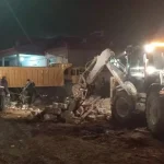 Iğdır’da Kamyon Ev Duvarına Çarptı