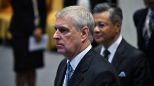 İngiltere’de Prens Andrew’ın taht sırasından çıkarılması gündemde