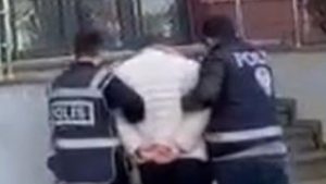 İzmir’de iftar çadırında belediye görevlisini bıçaklayan şüpheli gözaltına alındı