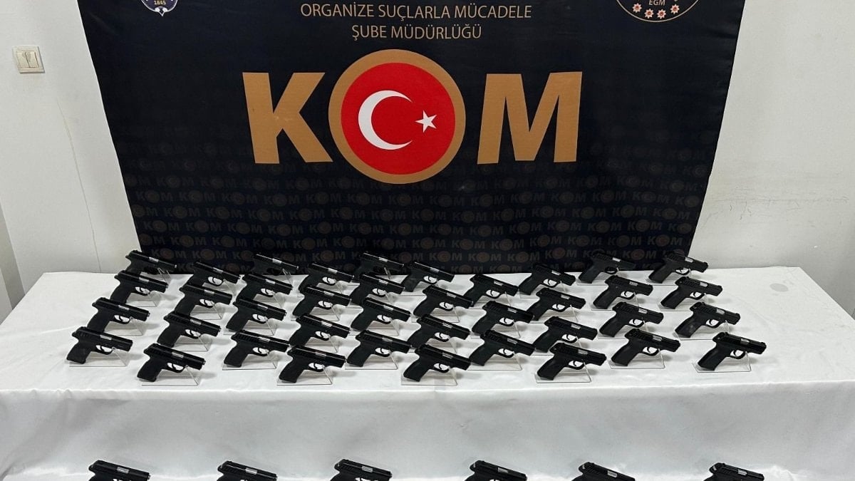 İzmir’de suç örgütüne operasyon düzenlendi: 1 milyar TL para hareketi tespit edildi