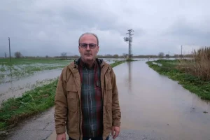 İzmir’de Taşkın: Tarım Arazileri Su Bastı