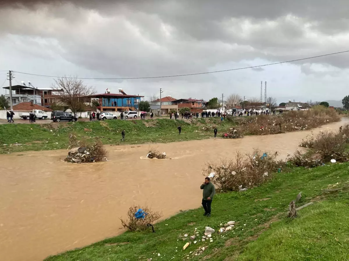 Kız Çocuğu Dereye Düştü
