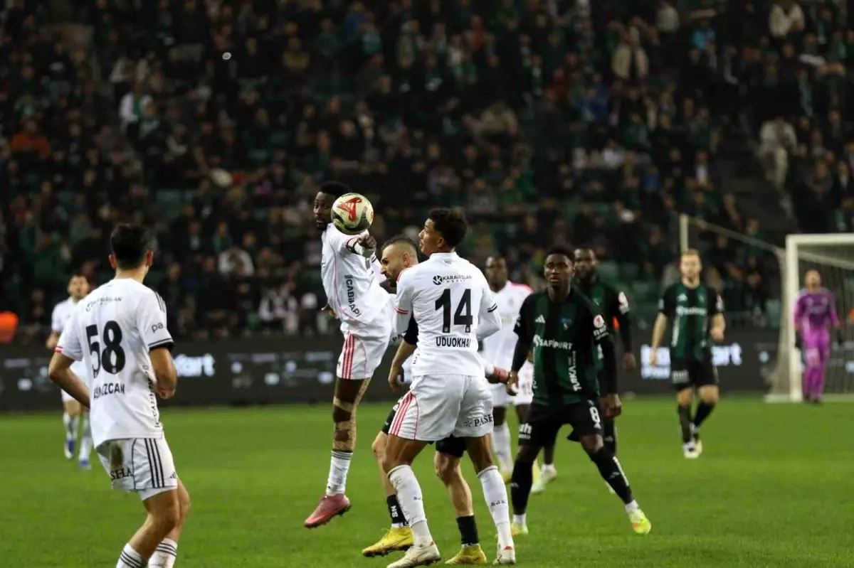 Kocaelispor – Beşiktaş: 1-1 Beraberlik