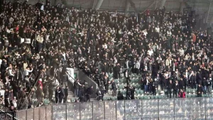 Kocaelispor-Beşiktaş Maçında Taraftar Olayları