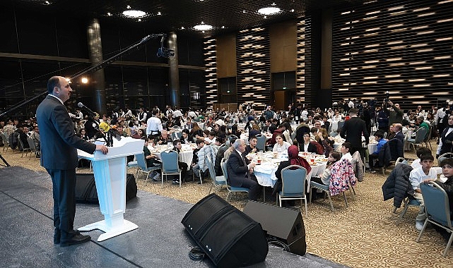 Konya’da Dünya Yetimler Günü’nde Kardeşlik İftarı Düzenlendi Başkan Altay: “Birbirimize Sahip Çıktıkça Güçlüyüz”