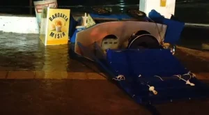 Kuşadası’nda Sağanak Yağış Felç Etti