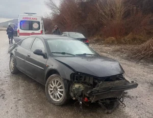 Malatya’da devrilen otomobildeki 5 kişi yaralandı