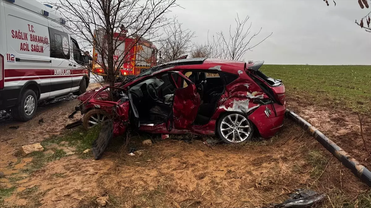 Mardin’de Tır-Otomobil Kazası: 1 Ölü, 4 Yaralı