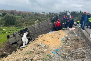 Nepal’de Düğün Dönüşü Kaza: 13 Ölü, 34 Yaralı
