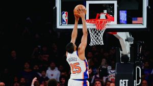 New York Knicks, son çeyrekte 18 sayı geriden gelerek Houston Rockets’ı yendi