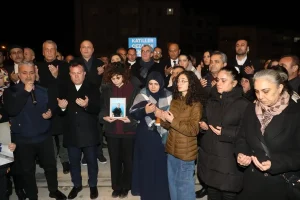 Nizip’te Deprem Anma Töreni