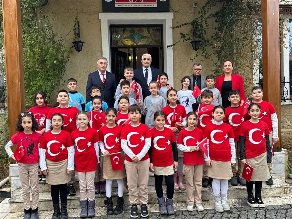 Öğrenciler Bayrak Müzesini Ziyaret Etti