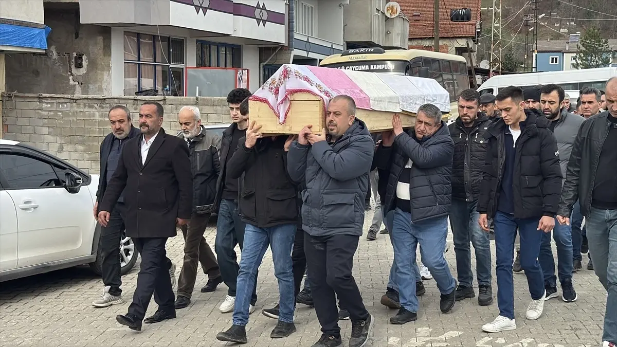 Öğrenciye Çarpan Servis Sürücüsü Tutuklandı
