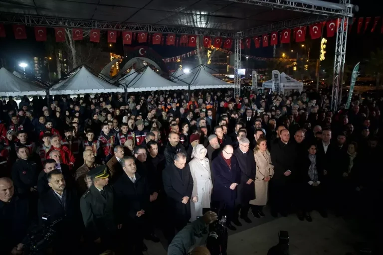 Osmaniye’de 6 Şubat 2023’teki depremlerde yaşamını yitirenler anıldı
