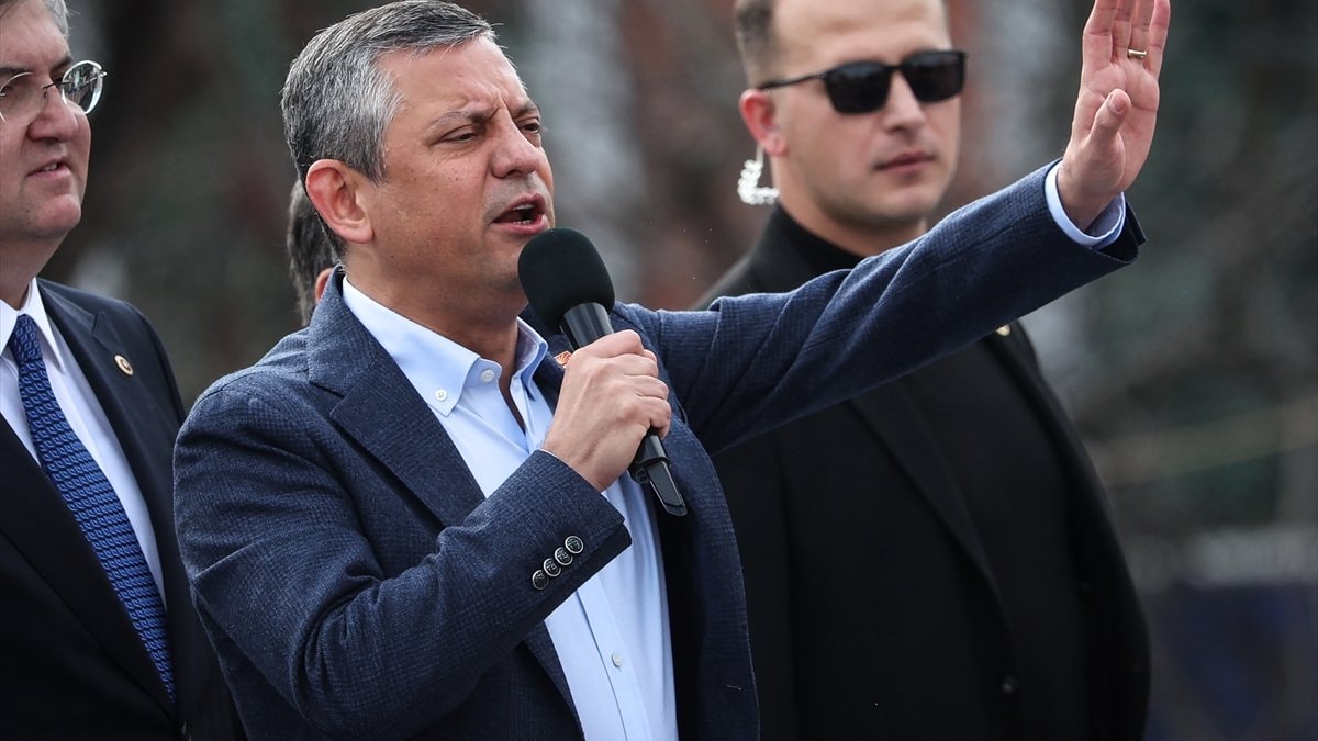 Özgür Özel Kocaeli’de partisinin mitinginde konuştu