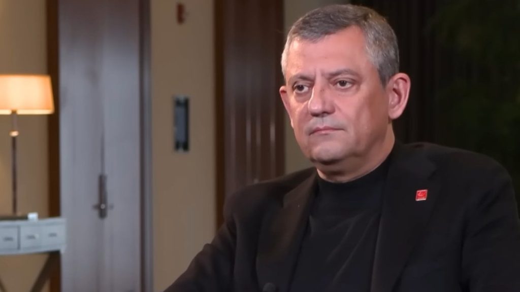 Özgür Özel: Siyasetten uzaklaşırsam, arkadaşlarımla King oynarım