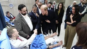 Prens Harry ve eşi Meghan Ürdün’de Gazzeli yaralıları ziyaret etti