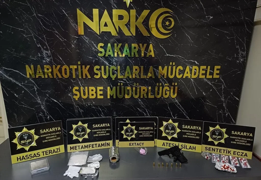 Sakarya’da Uyuşturucu Operasyonu: 3 Tutuklama