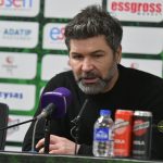 Sakaryaspor teknik direktör Hakan Kutlu ile yollarını ayırdı