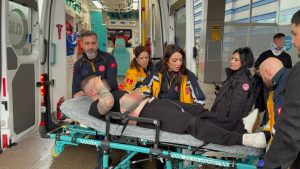 Samsun’da bıçaklı kavga: 2 şahıs yaralandı