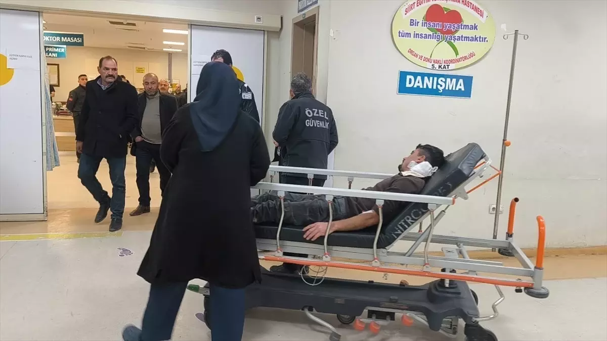 Siirt’te Taşlı Sopalı Kavga: 15 Yaralı