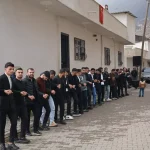 Silopi’de Asker Adaylarına Halaylı Uğurlama