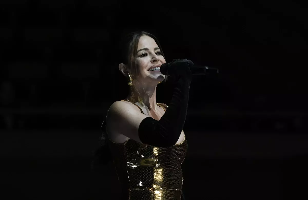 Simge Sağın, CSO Ada Ankara’da Coşkuyla Sahne Aldı