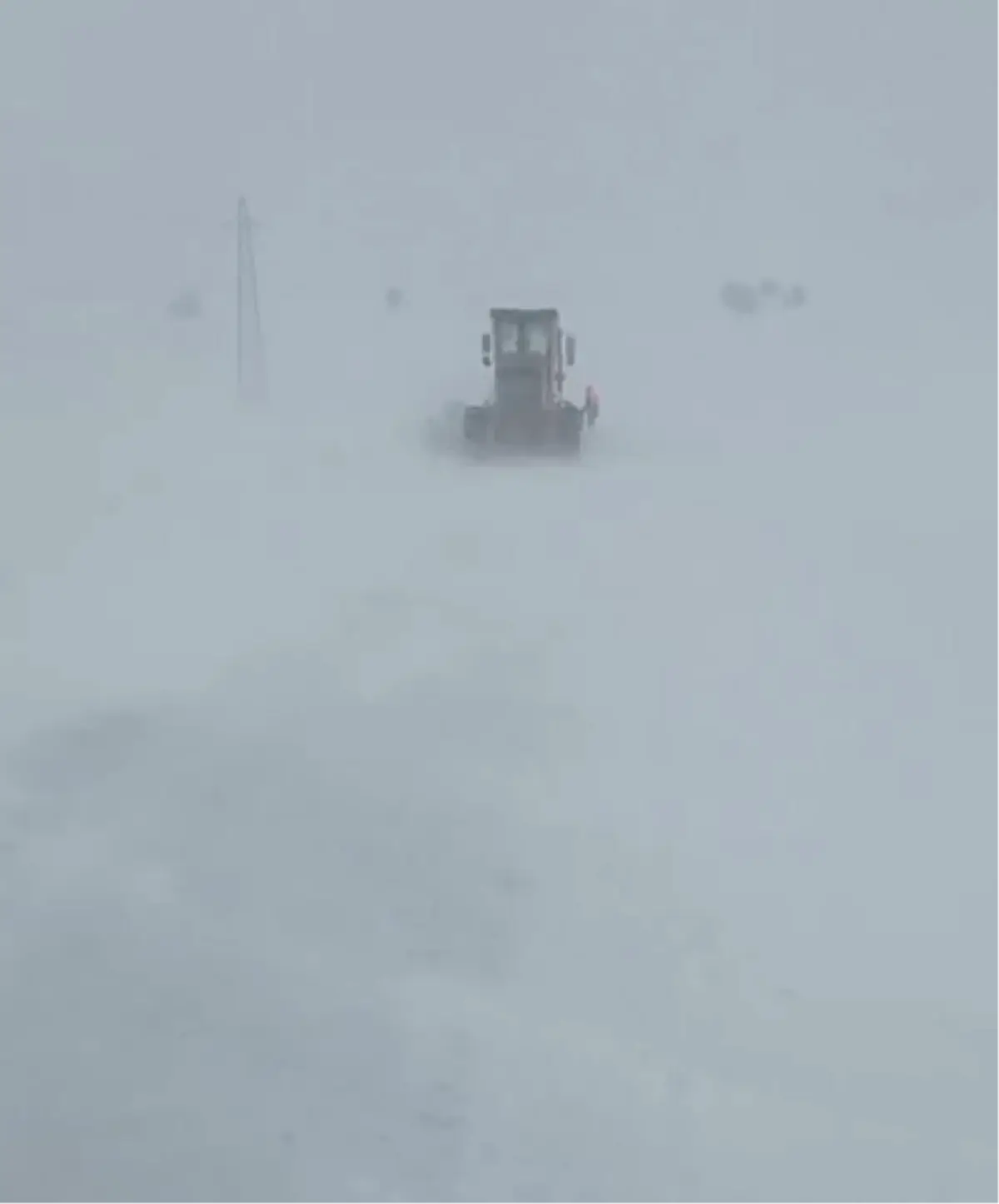 Sivas’ta Kar Mahsur Kaldırıldı