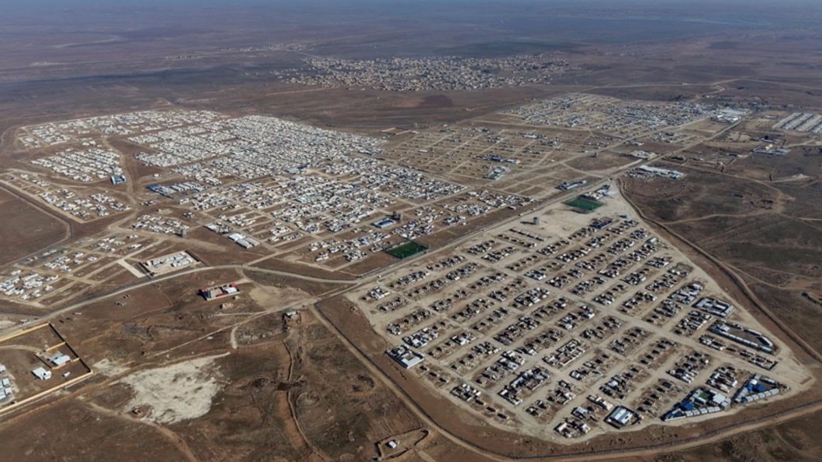 Suriye’deki Hol Kampı’ndan 22 bin kişi Irak’a nakledildi