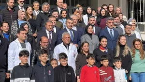 Tekin: Deprem Üzerinden Siyaset Yapmadık