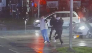 Trabzonspor’un Otobüsüne Taşlı Saldırı