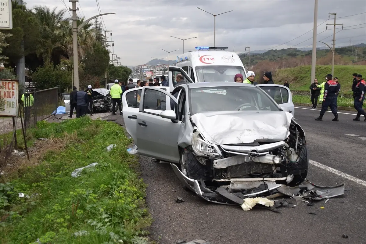 Turgutlu’da Trafik Kazası: 2 Ölü, 4 Yaralı